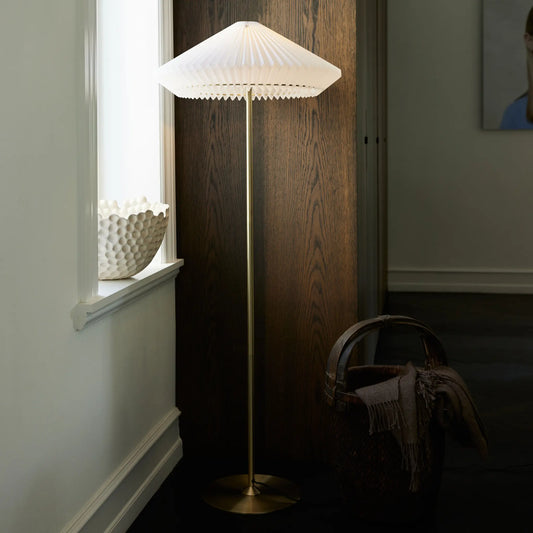 Halo Design Paris Golvlampa Ø56 cm Clean White/ Antique