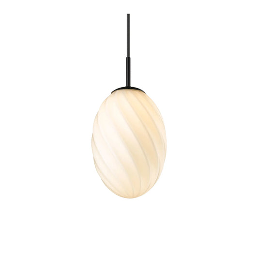 Halo Design Twist Taklampa Egg Ø15 cm, Opal/Svart