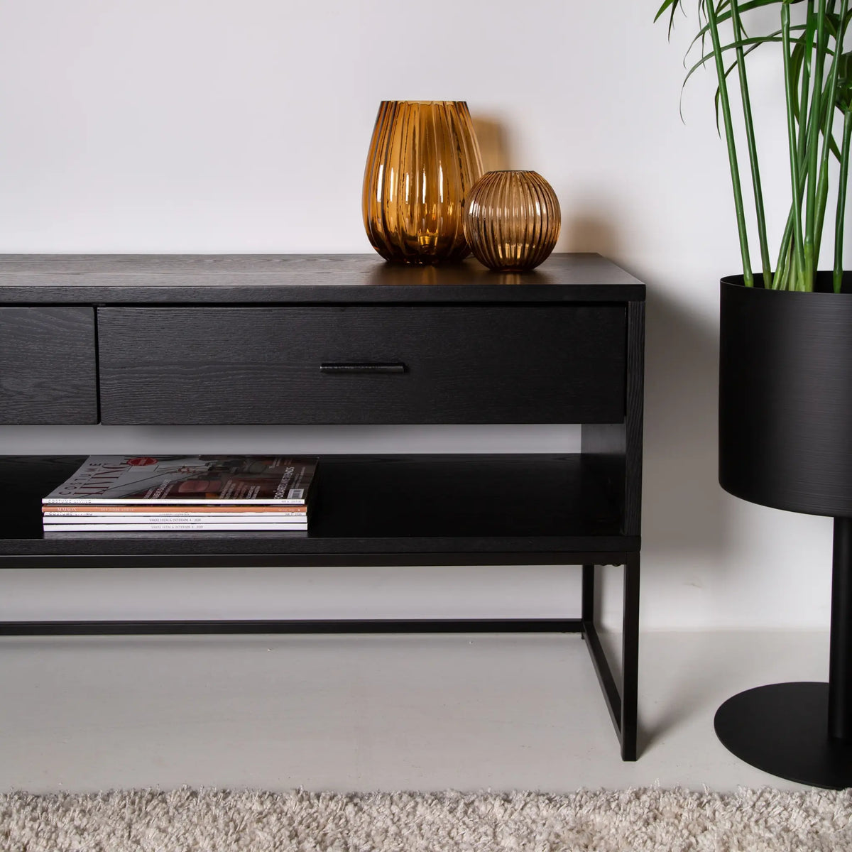 Holmen Alexis TV-bänk 120x40 cm, Svart