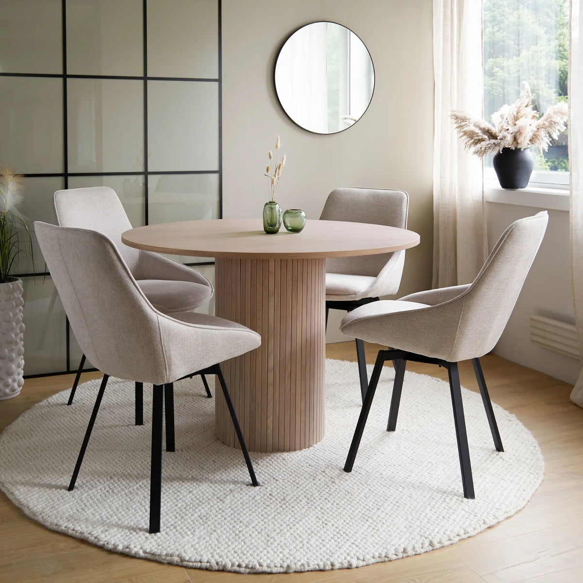 Holmen Padova Matbord Ø110 cm, Vitpigmenterad