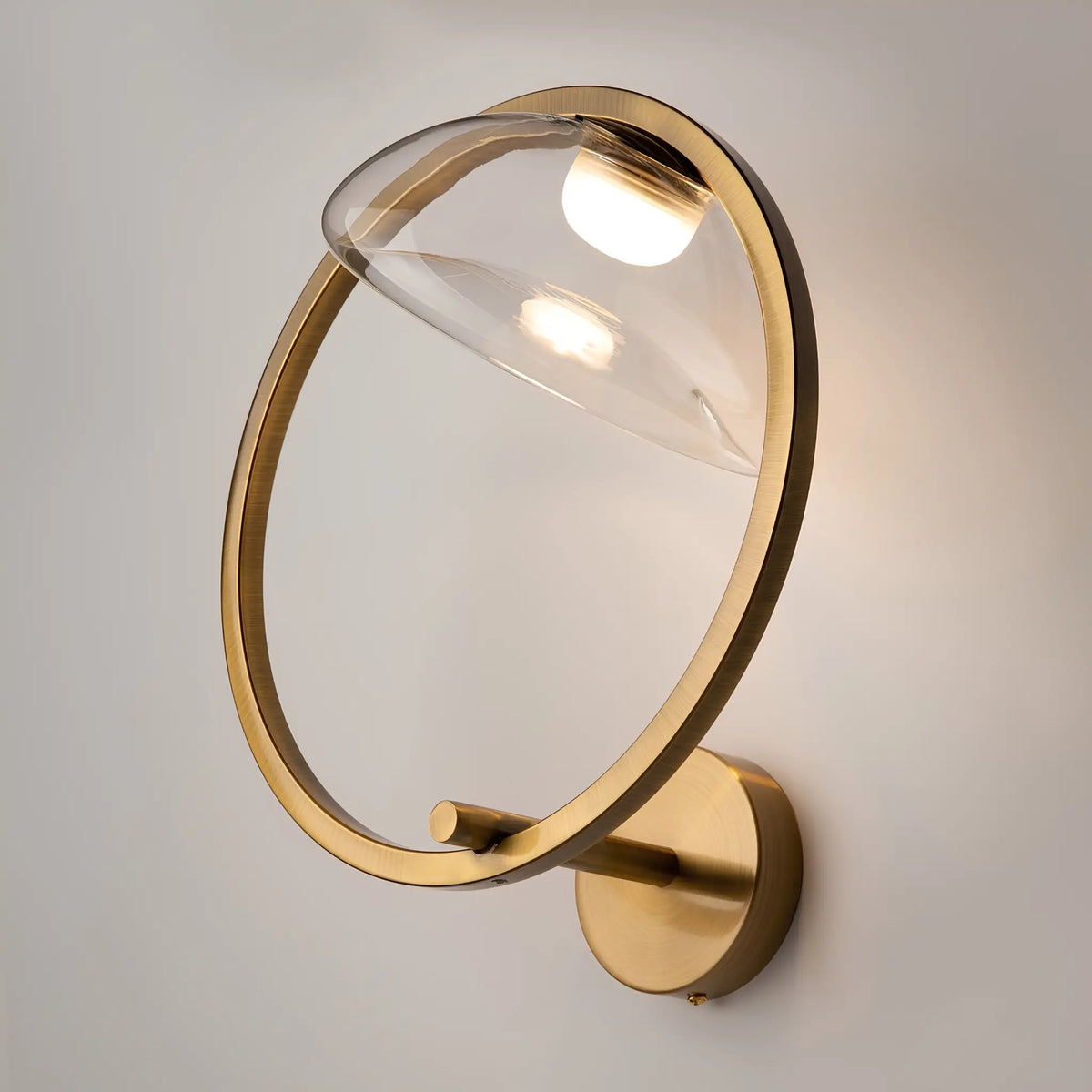 Maytoni Lunare Vägglampa, Mässing