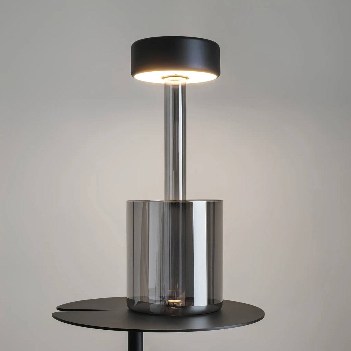 Maytoni AI Collaboration Bordslampa, Grå