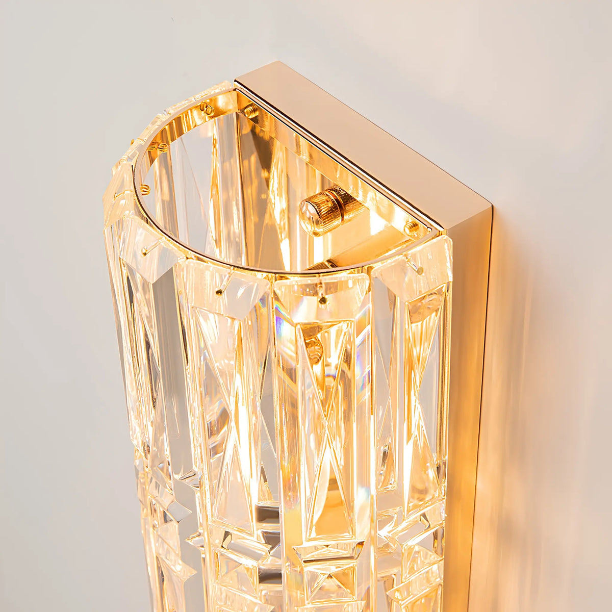 Maytoni Facet Vägglampa H75,2 cm, Guld