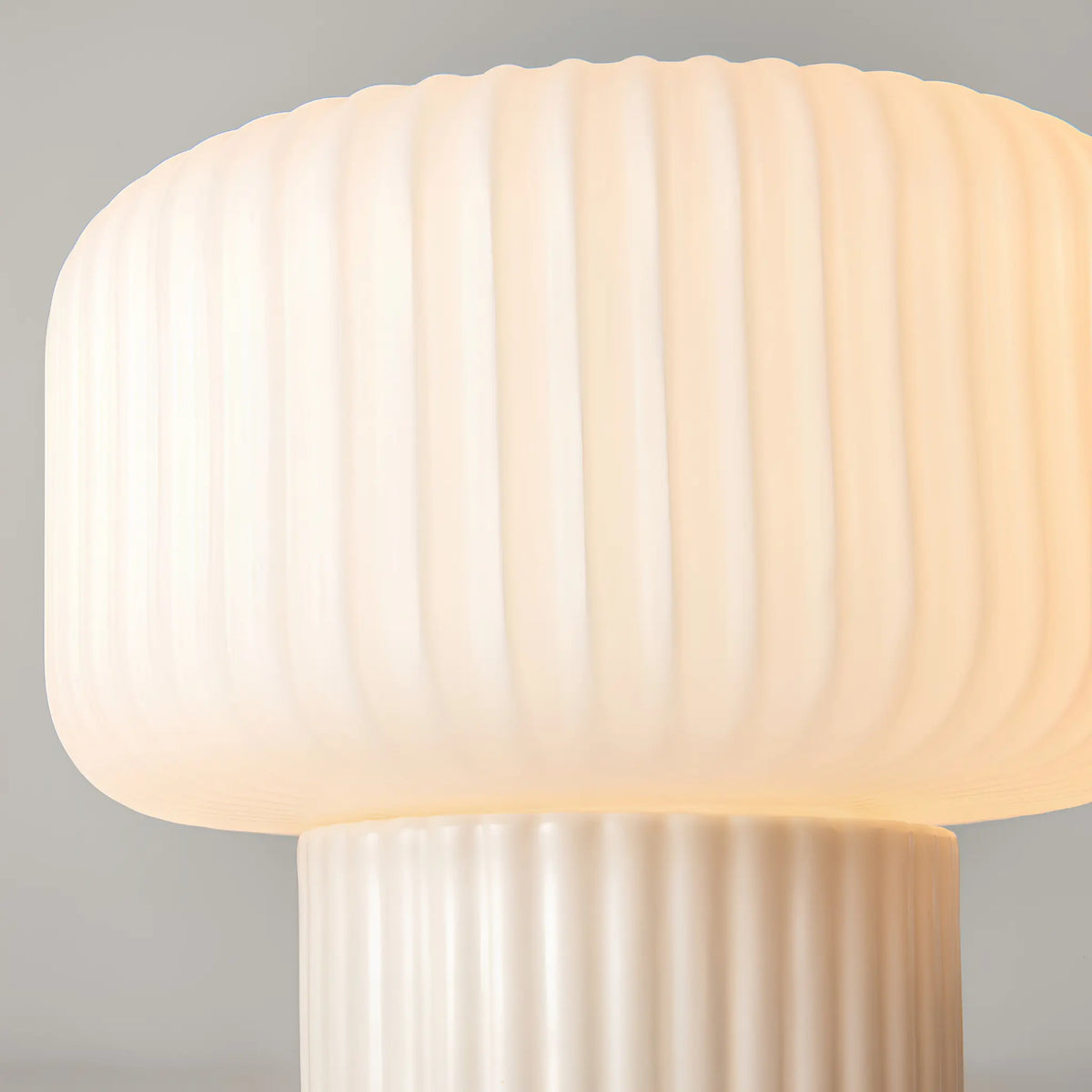 Maytoni Omaggio Bordslampa, Beige