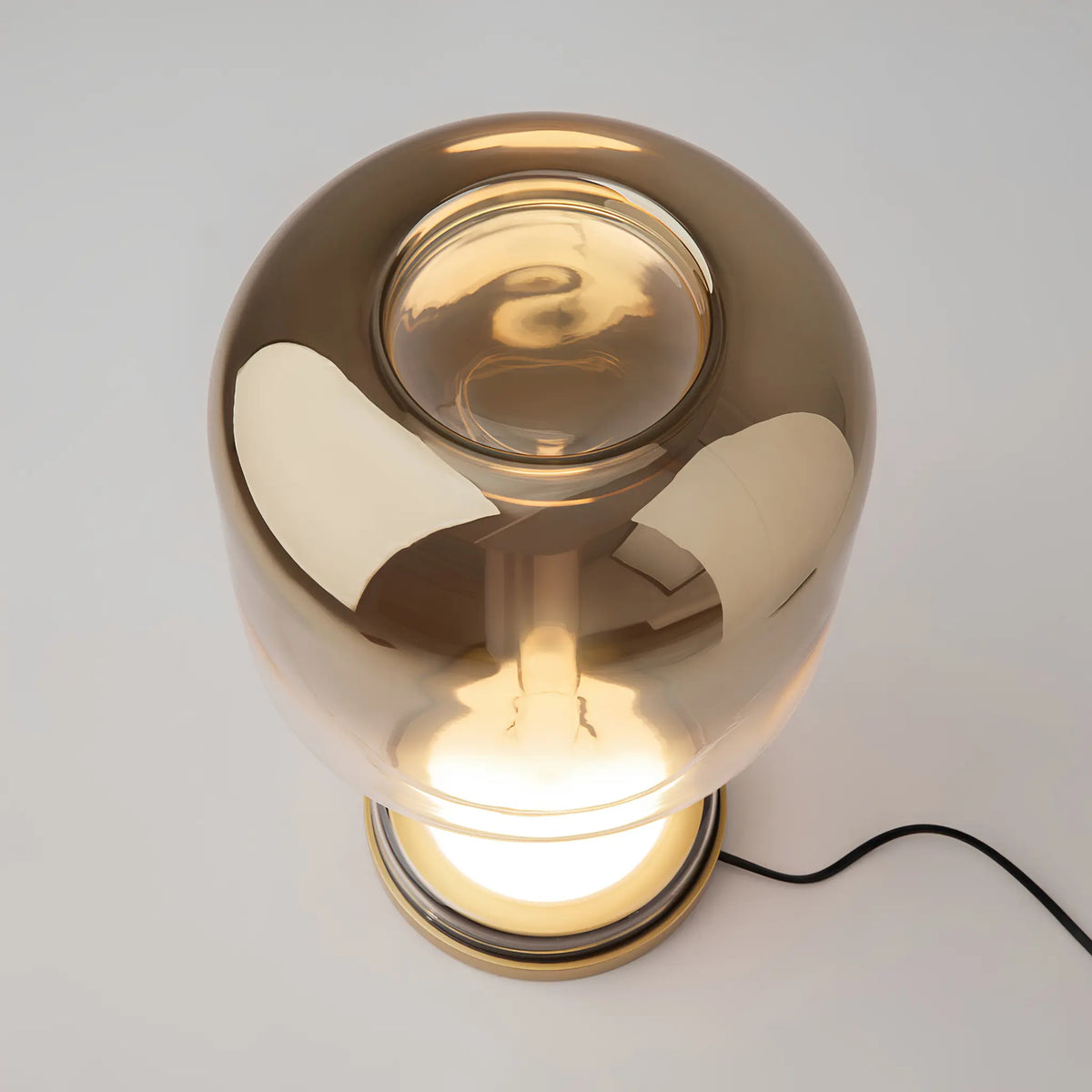 Maytoni Spirito Bordslampa Ø26 cm, Guld