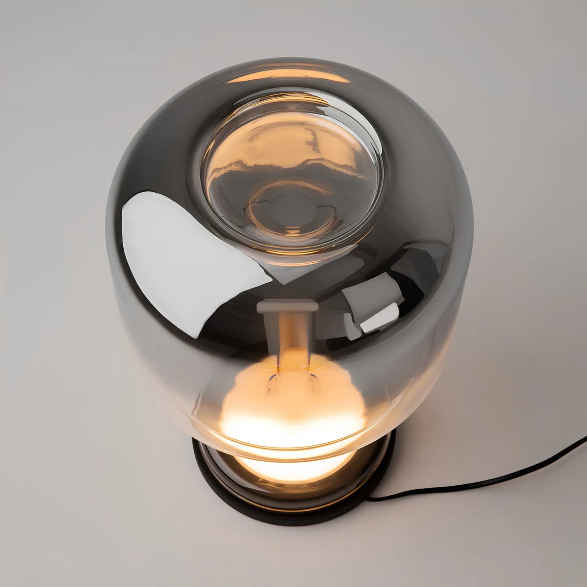 Maytoni Spirito Bordslampa Ø26 cm, Svart