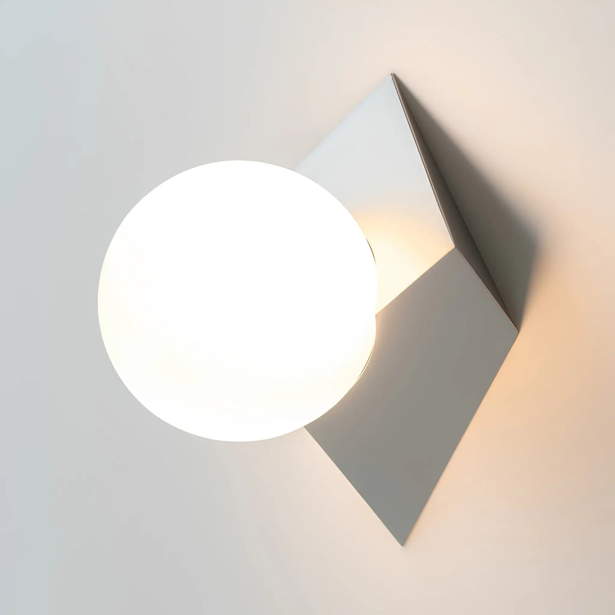 Maytoni Cubeo Vägglampa, Platina