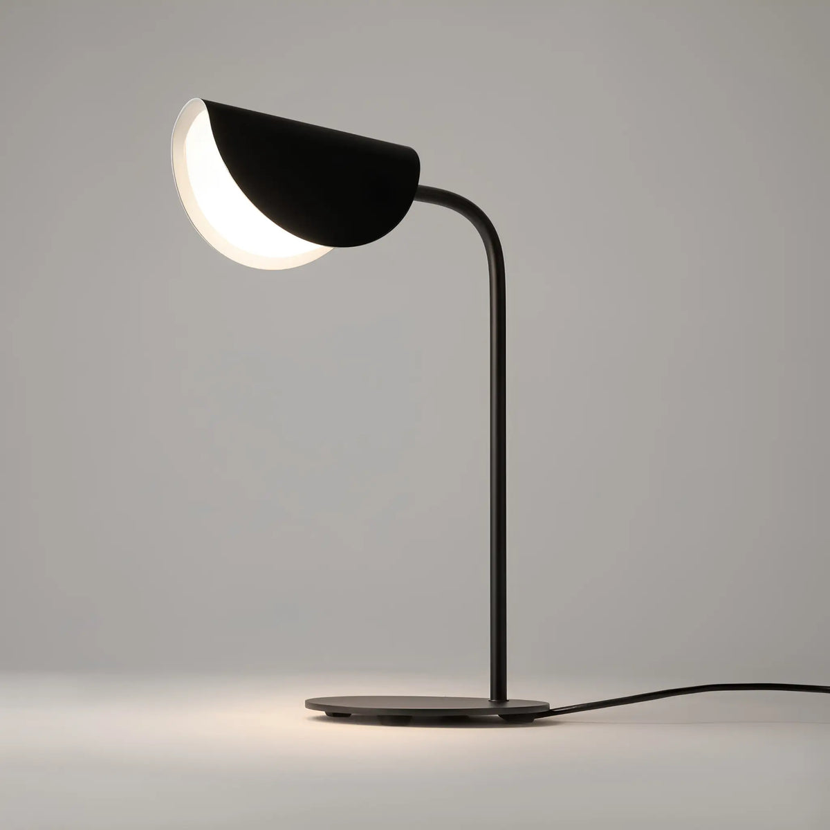Maytoni Mollis Bordslampa, Svart