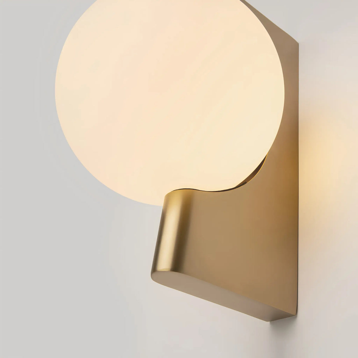 Maytoni Avant-garde Vägglampa, Mässing