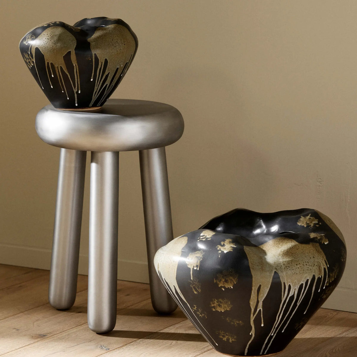 Nordal Ashar Skulptural Vas L, Svart/Sand