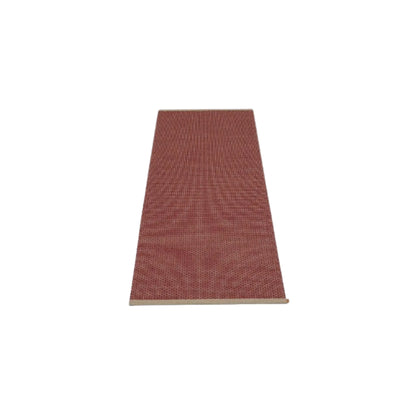Pappelina Nils Matta 70x240 cm, Dark Red