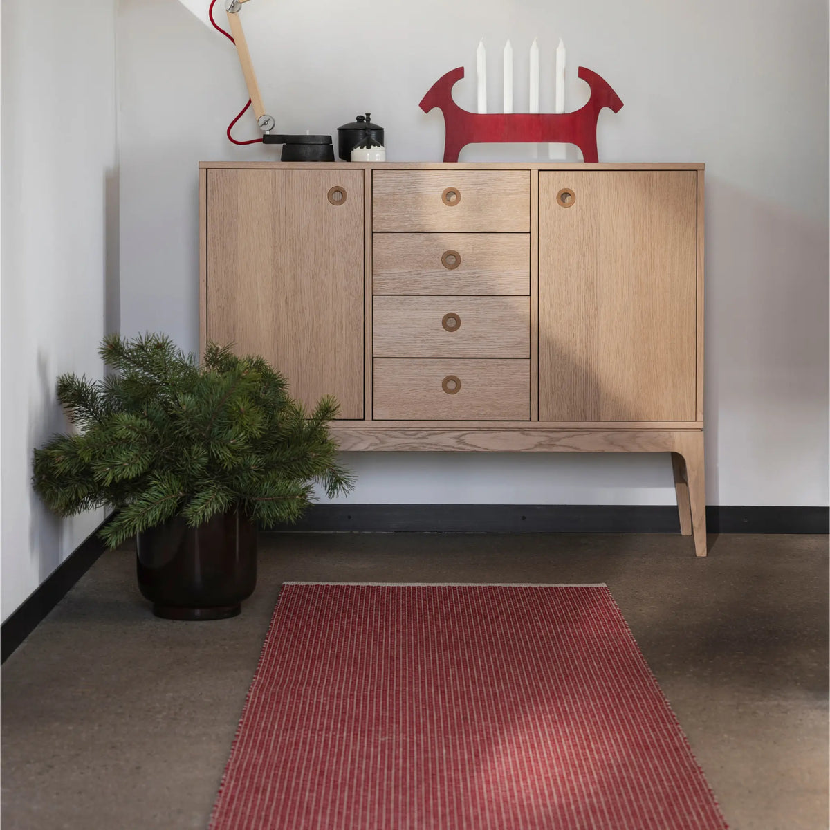 Pappelina Nils Matta 70x240 cm, Dark Red