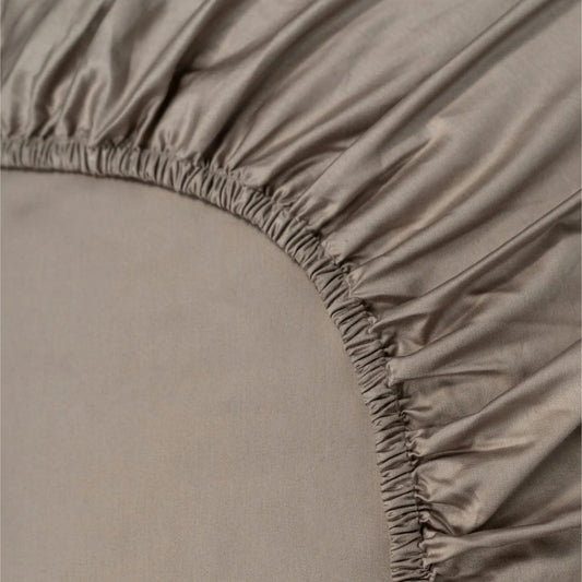 Read The Label Dra-på lakan 180x200, Taupe
