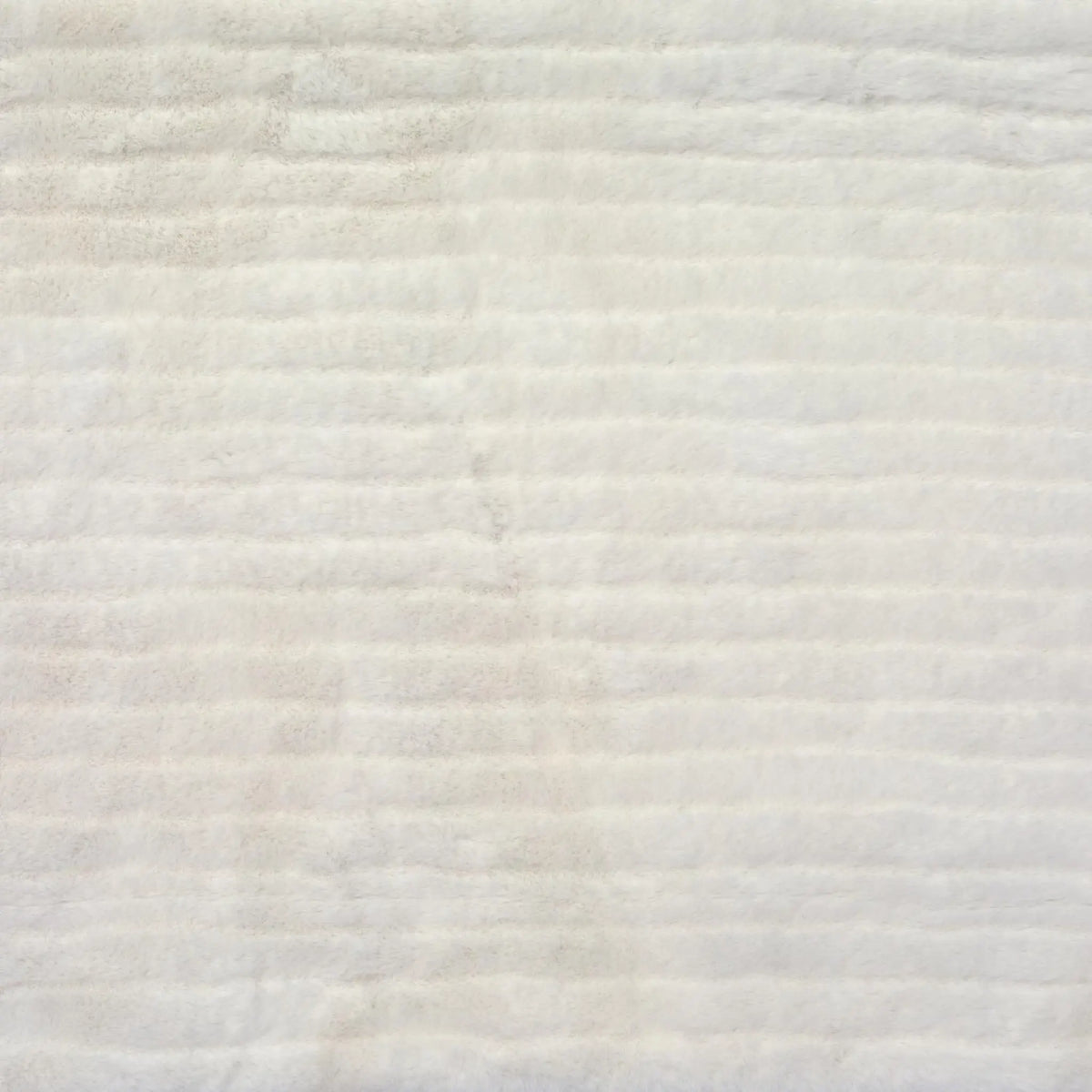 Skinnwille Grace Pläd L 140x220 cm, Elfenben