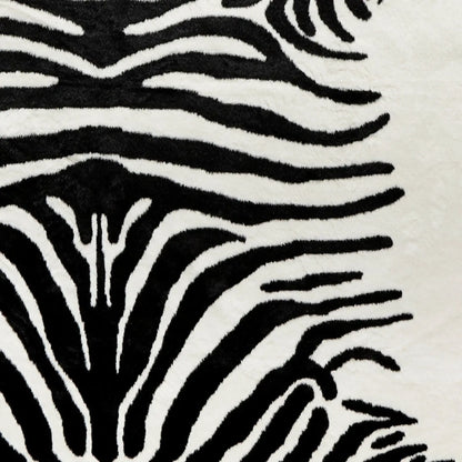 Skinnwille Victor Matta 150x200 cm, Zebra