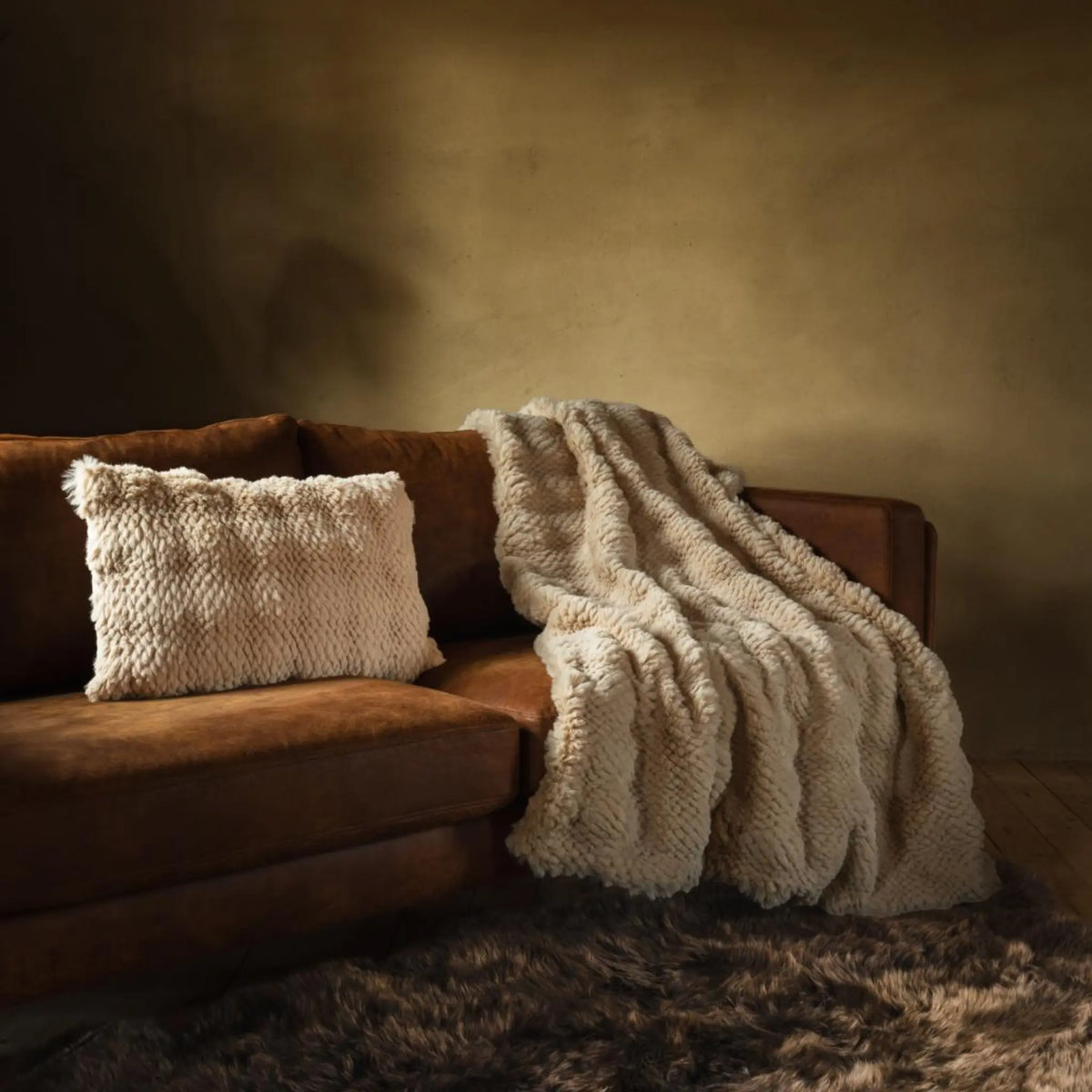 Skinnwille Tuva Pläd M 120x180 cm, Beige