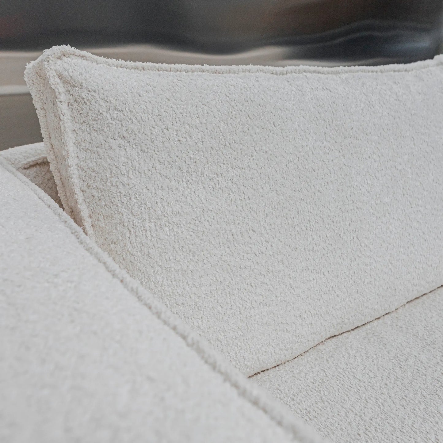 Tinted Objects Klinge Soffa Bouclé Classic, Offwhite