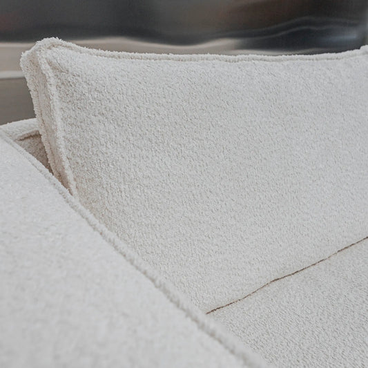 Tinted Objects Klinge Soffa Bouclé Classic, Offwhite