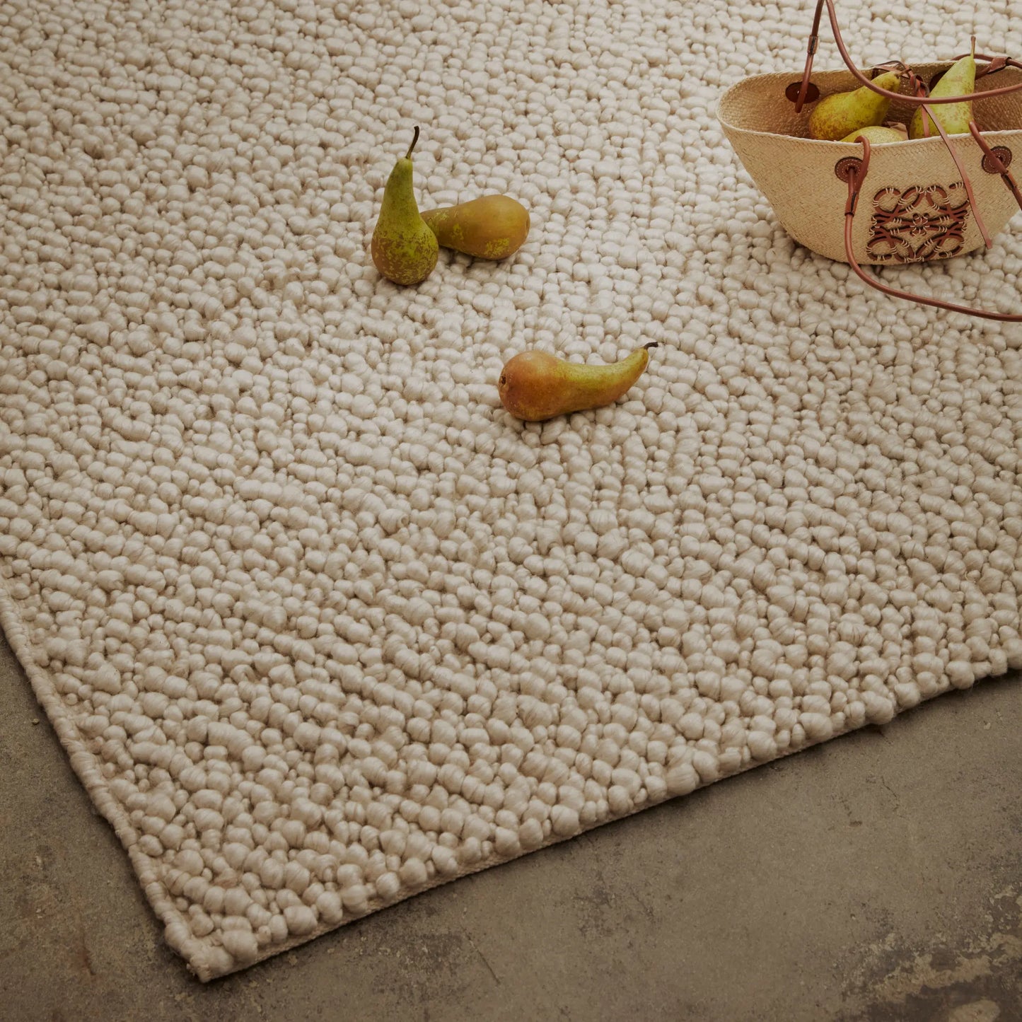 Tinted Objects Andersdotter Ullmatta 250x350 cm, Beige/offwhite
