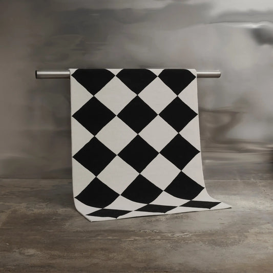 Tinted Objects Tenman Ullmatta 250x350 cm, Svart/vit