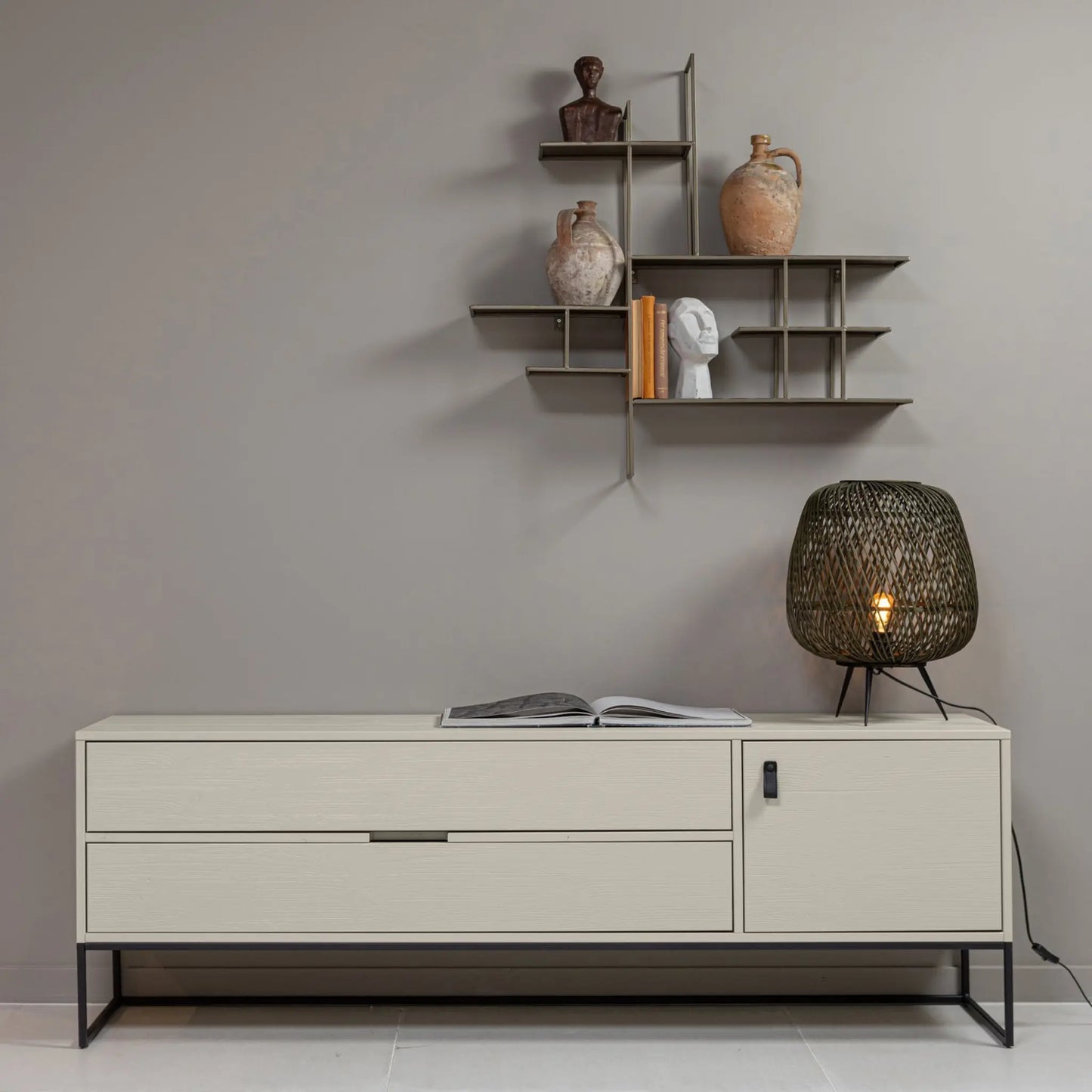 WOOOD Silas Tv-Bänk 180 cm Furu, Dust