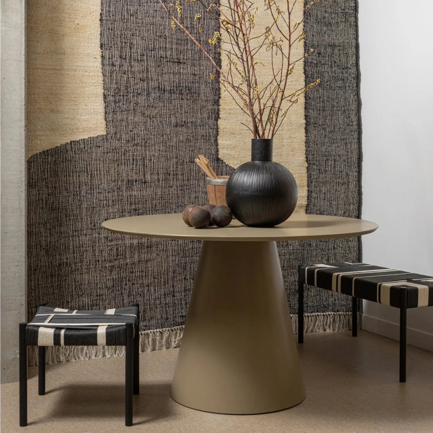 WOOOD Jorre Matbord Ø120 cm Mdf, Military Brown