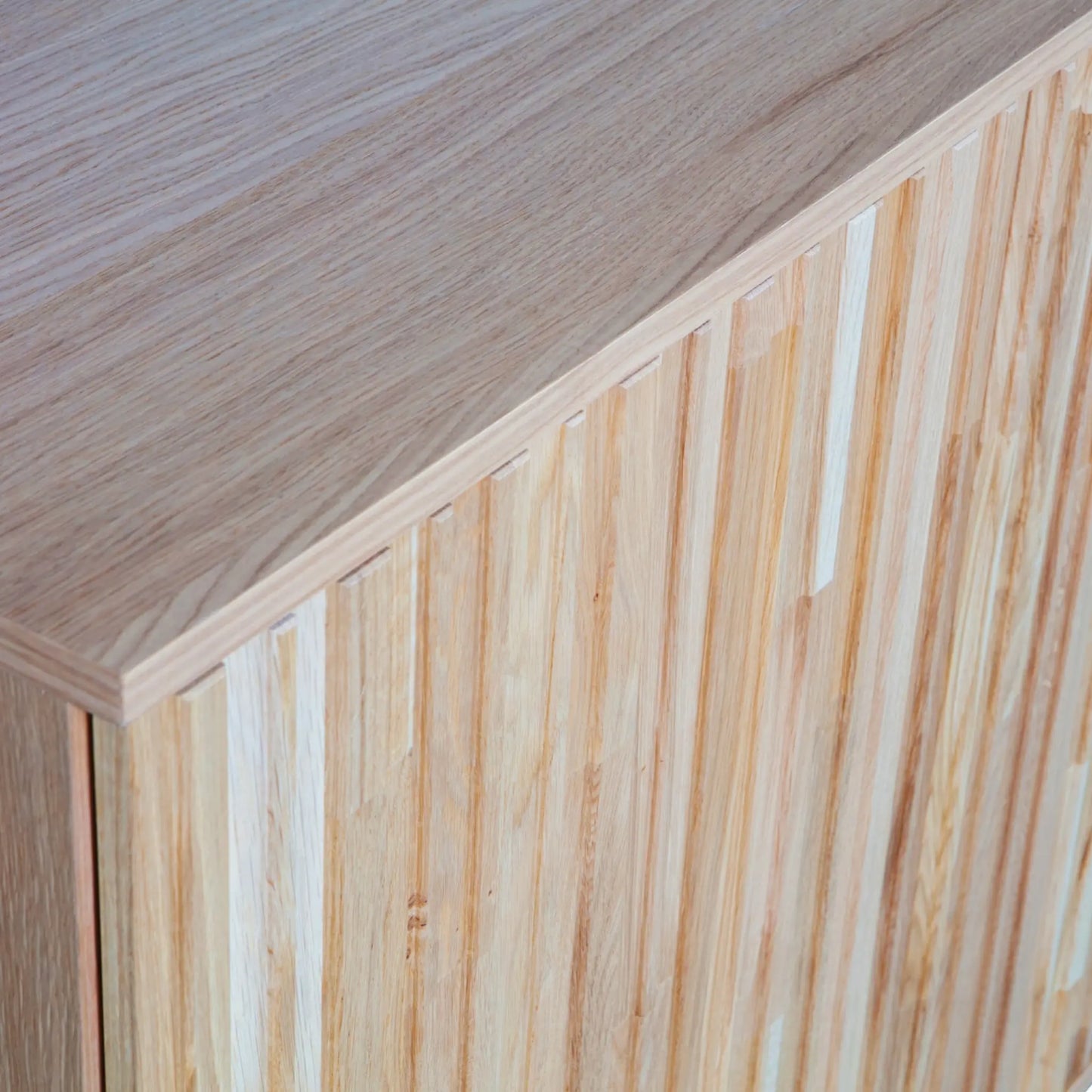 WOOOD New Gravure Skänk 200 cm I Ek, Natur