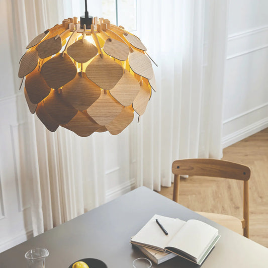 Andersen Cyna Taklampa, Natur