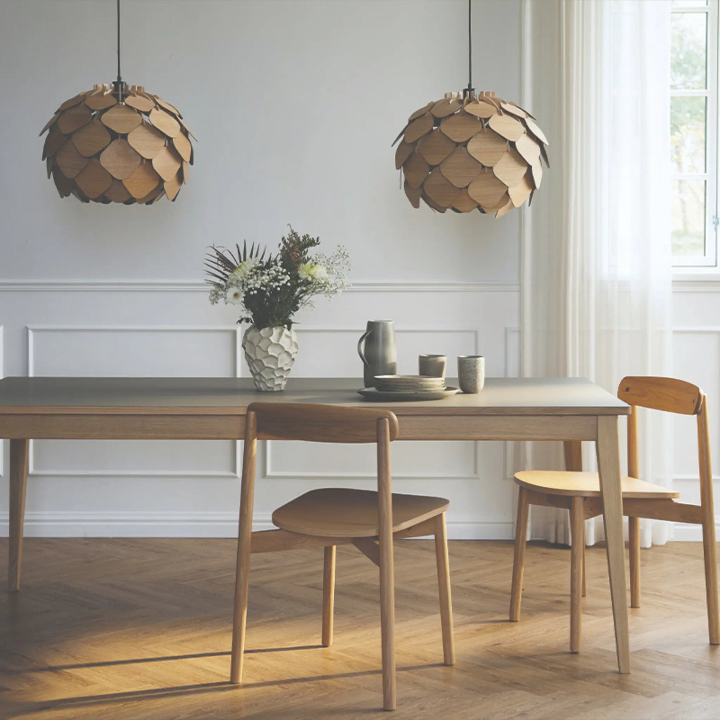 Andersen Cyna Taklampa, Natur