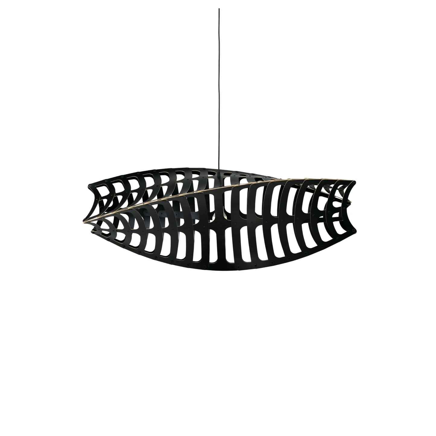 David Trubridge Toru Medium Taklampa 110 cm, Svart