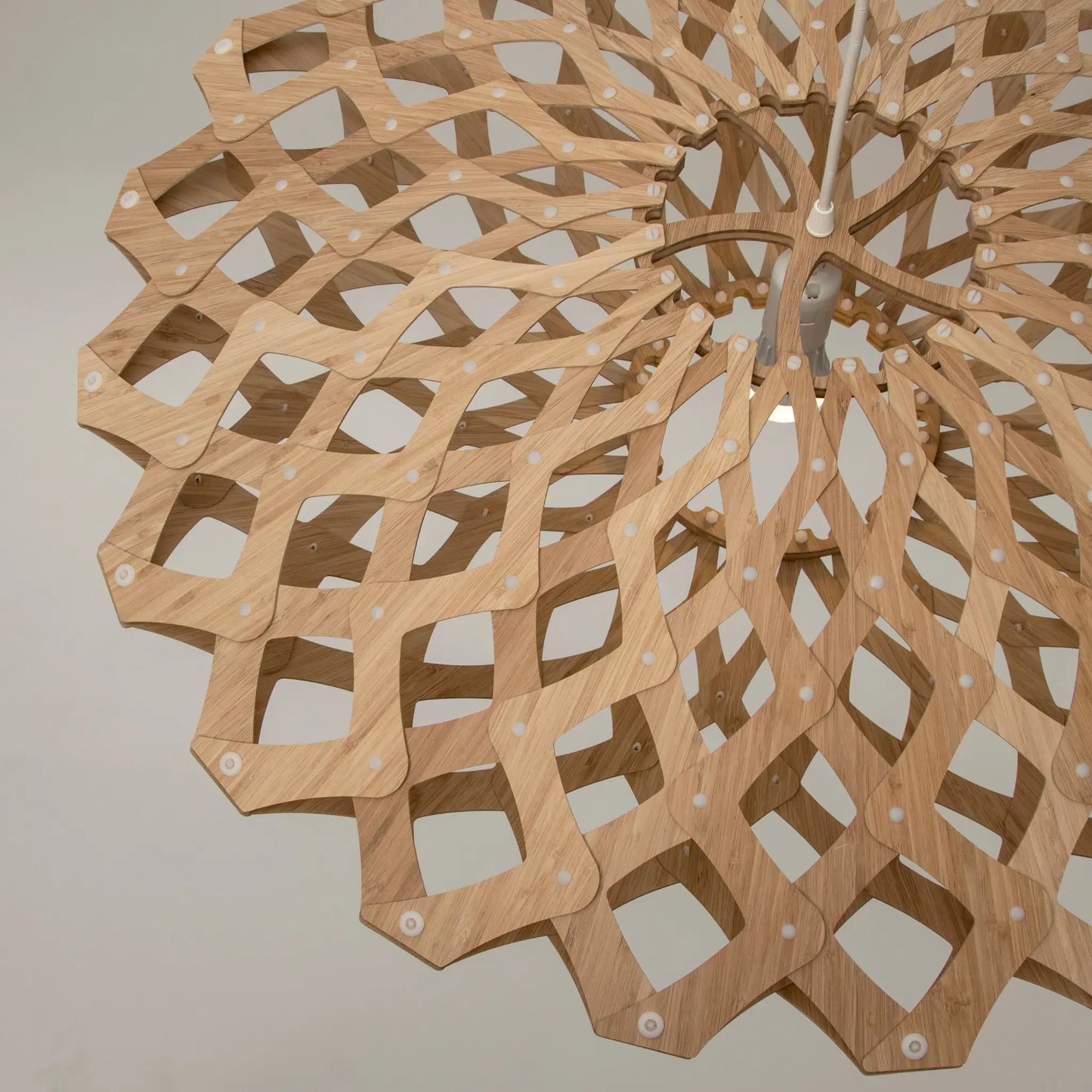 David Trubridge Flax Taklampa 80 cm, Bambu