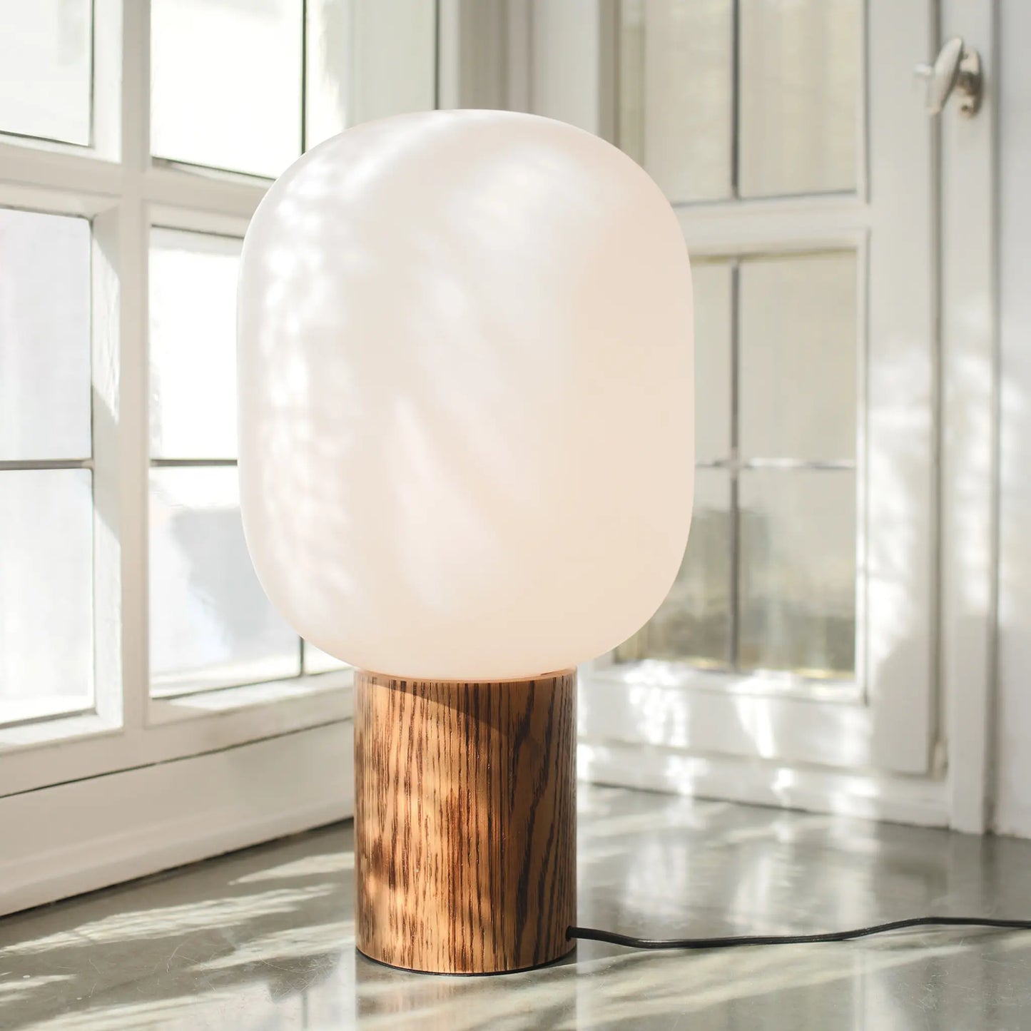 Markslöjd Skene Bordlampa 1 l, Vit/Bränt Trä