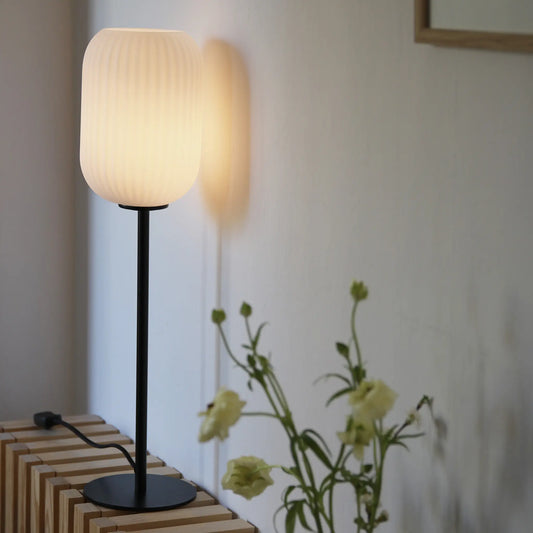 Markslöjd Cava Bordlampa 1 l, Svart/Vit