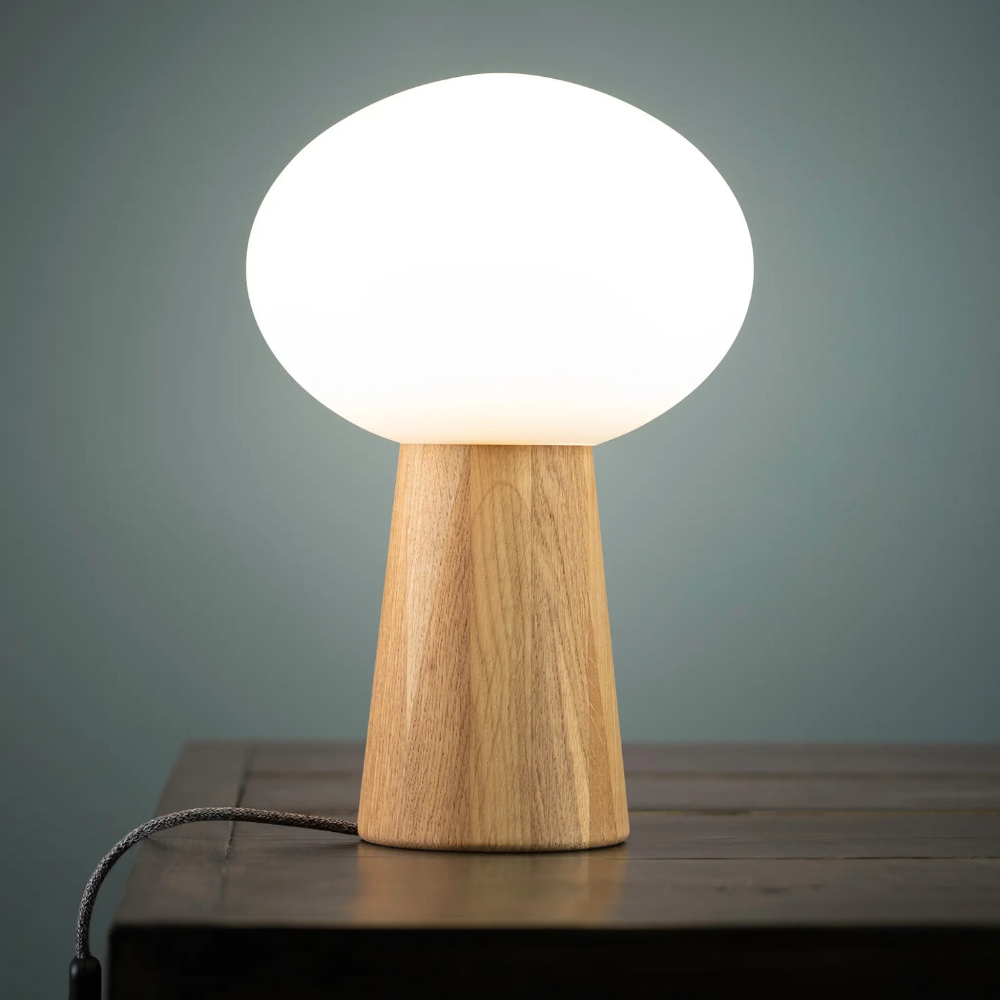 Markslöjd Pater Bordlampa 1 l, Ek/Vit