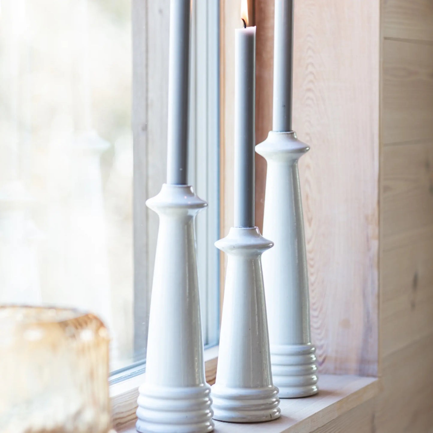 Mogihome, Malin Ljusstake Hög, Creme