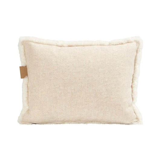 Shepherd of Sweden, Lina Fårskinnskudde, Ullbaksida, Creme-Silvra Home