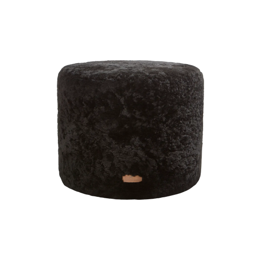 Shepherd of Sweden, Frida Fårskinnspuff, Svart