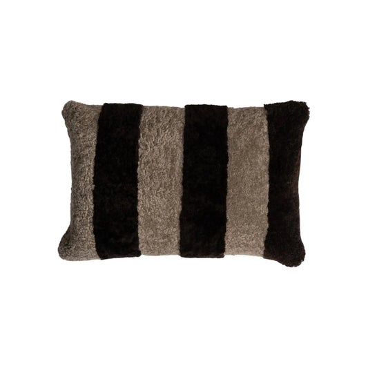 Shepherd of Sweden, Rand Fårskinnskudde, Ullbaksida, Stone/Mörk Brun