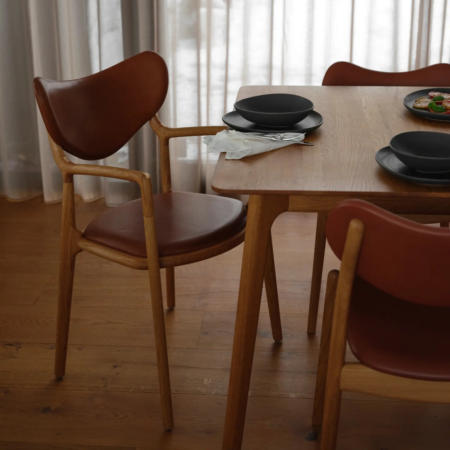 Ro Collection, Salon Stol Cognac